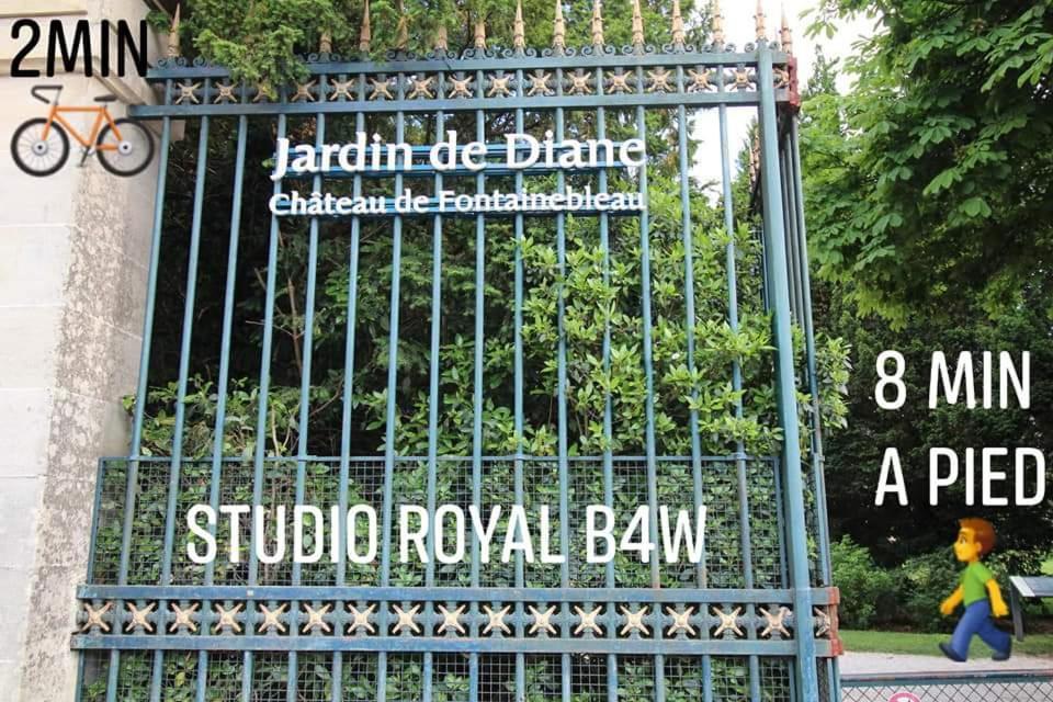 Studio Royal By Beds4Wanderlust - Place Du Marche Avec Parking Prive Fontainebleau Cameră foto